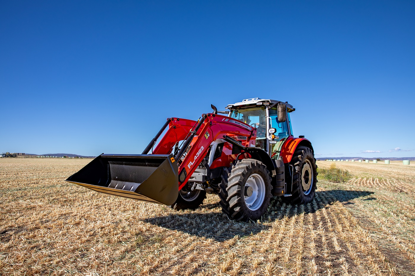 MF 7S Dyna-6 MHP Tractors I 145-180 HP